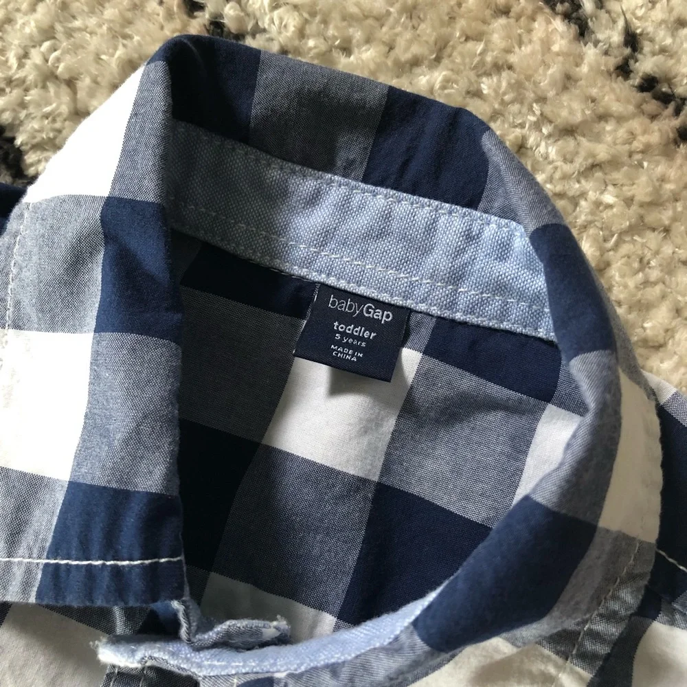 Baby Gap boys button down shirt